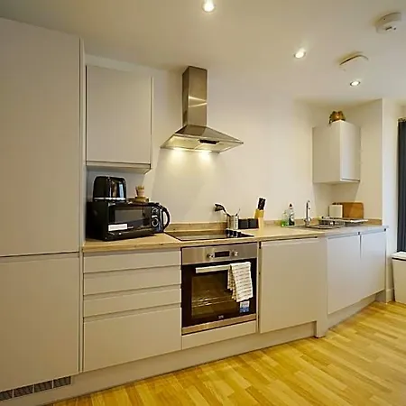 Apartman Modern 2 Bed With Juliet Balcony - Dhb Leeds